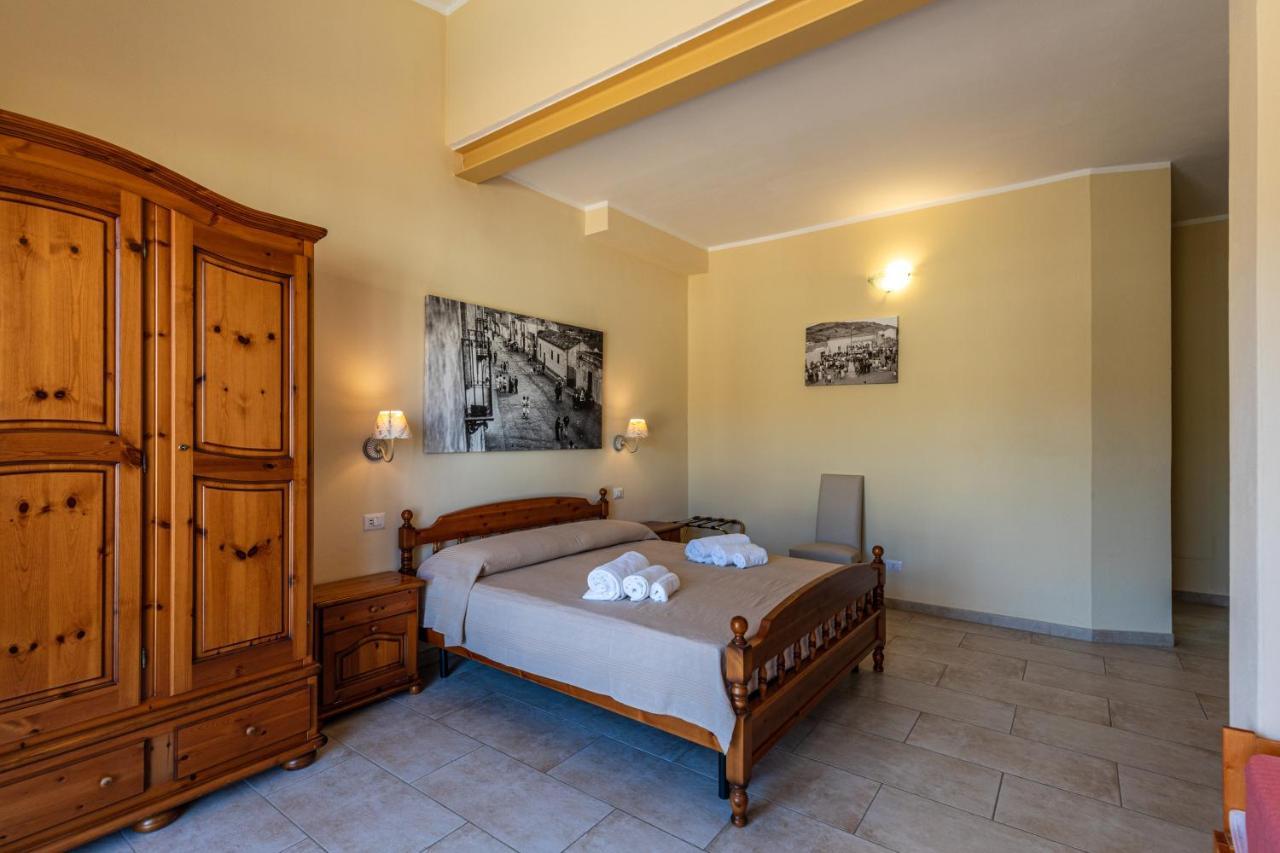 Casa Tacconi Bed & Breakfast Villasimius Eksteriør bilde